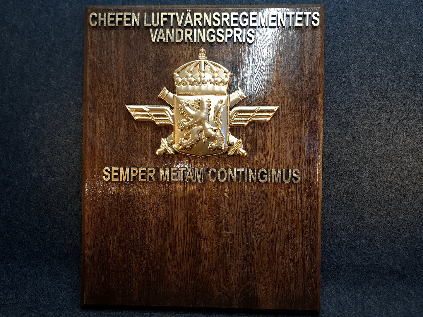 Vapensköld, vadringspris, familjvapen med text