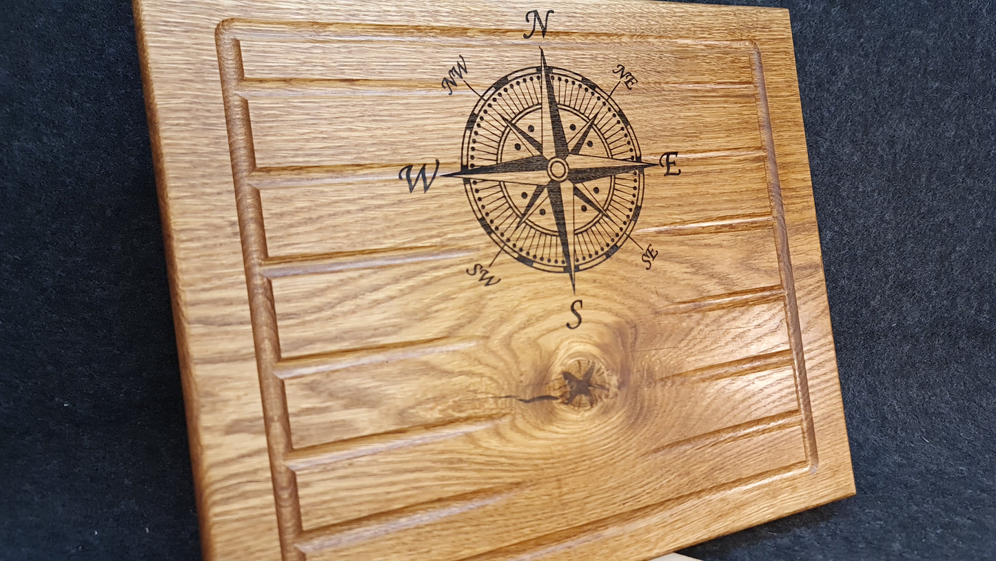 Skärbräda i massiv ek med lasergravyr