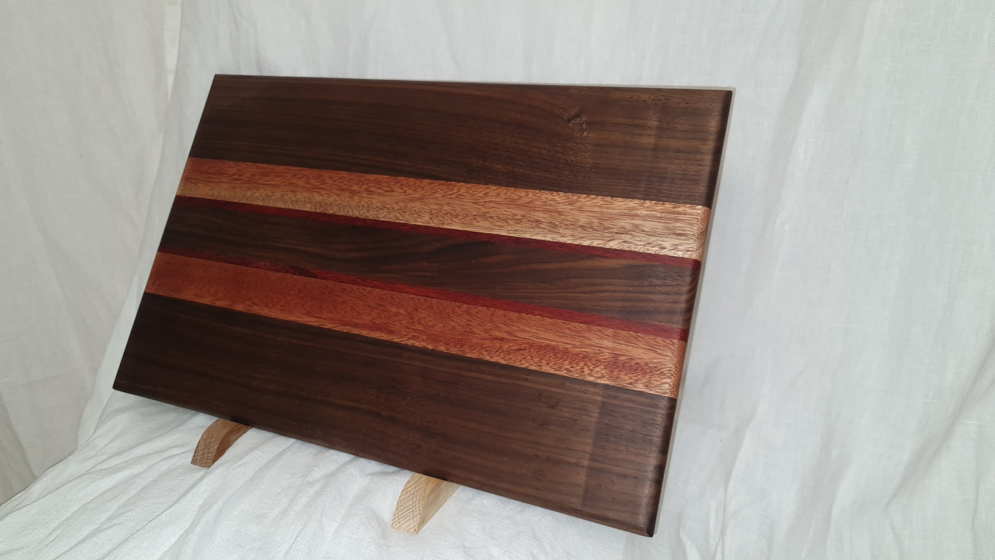 Exklusive Skärbräda i Valnöt, Padauk och Mahogny
