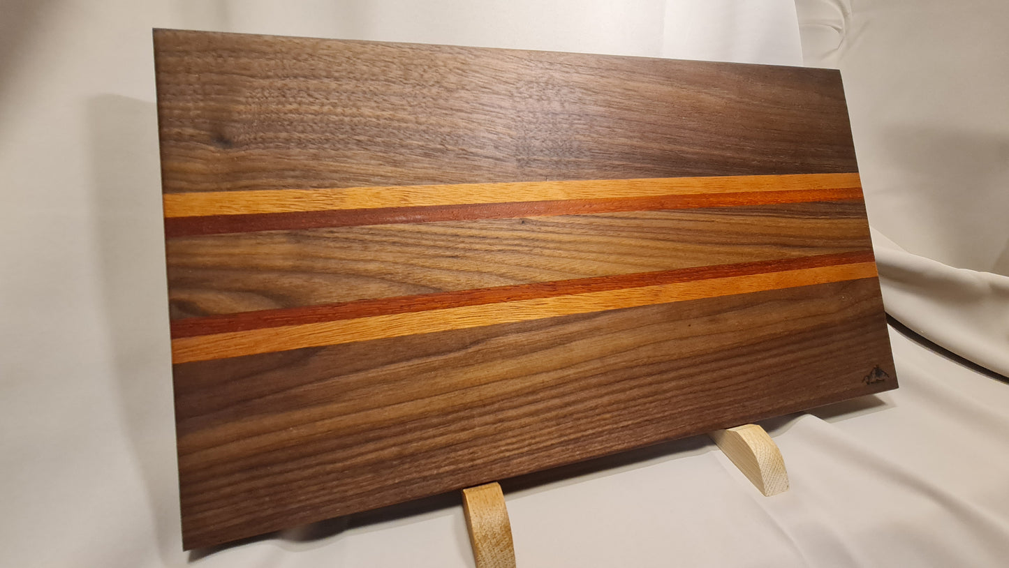 Exklusive Skärbräda i Valnöt, Padauk och Mahogny