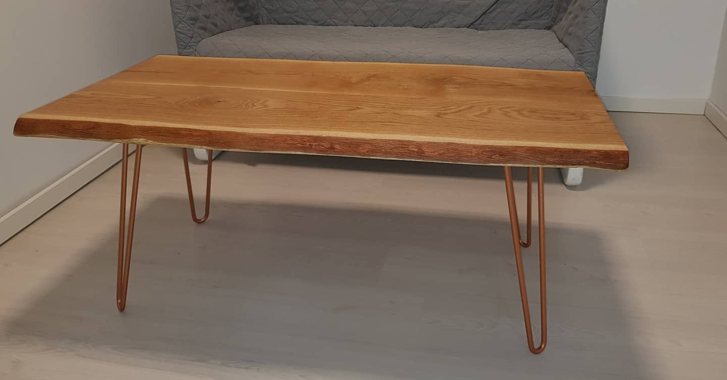 Vardagsrum Ekbord Live Edge med rosé ben